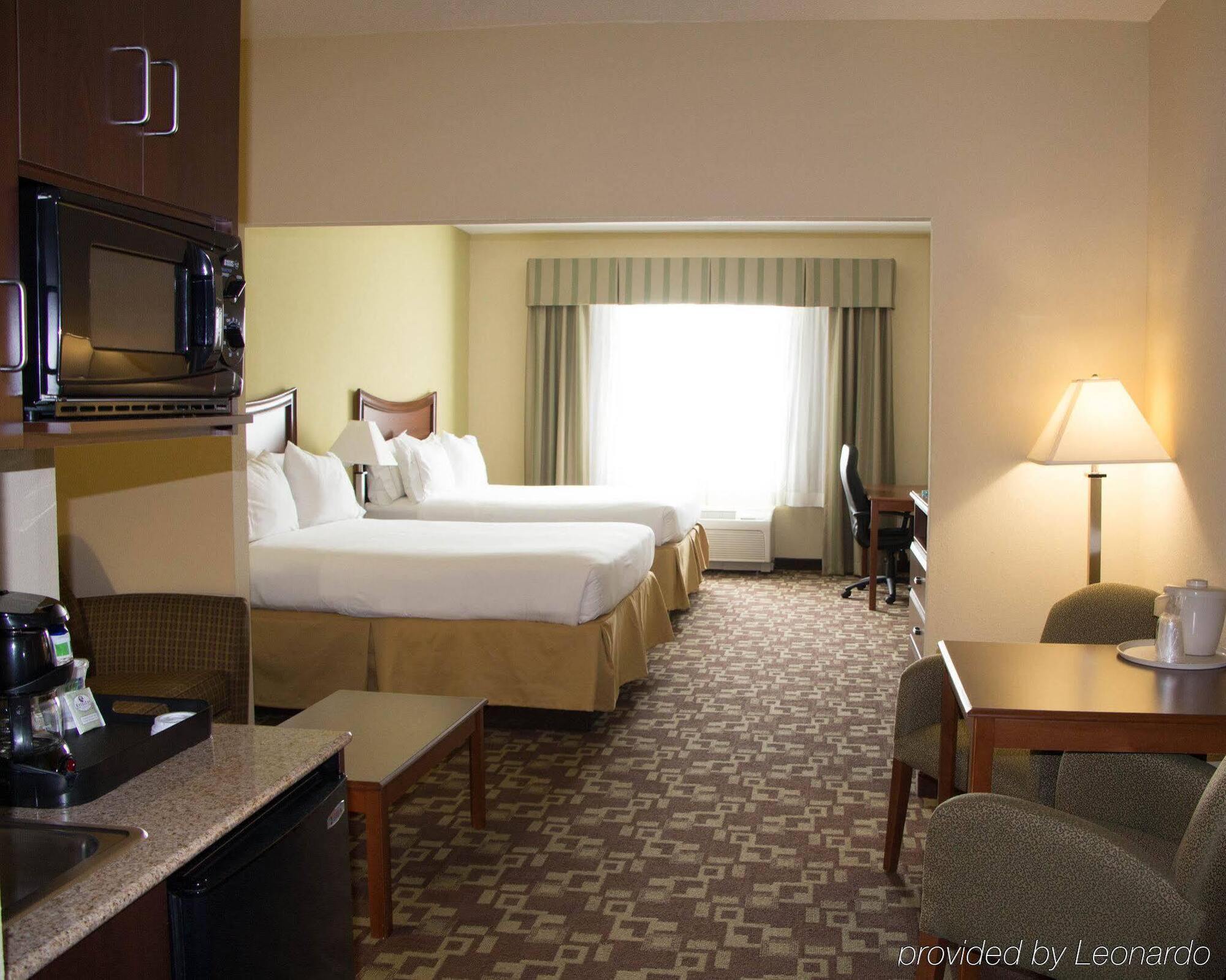 Holiday Inn Express & Suites Southern Pines-Pinehurst Area By Ihg Екстериор снимка